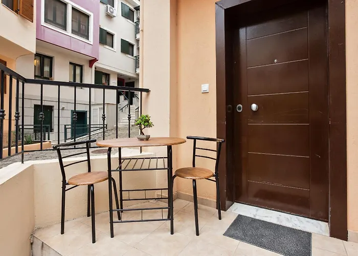 Anopolh Front Apartment